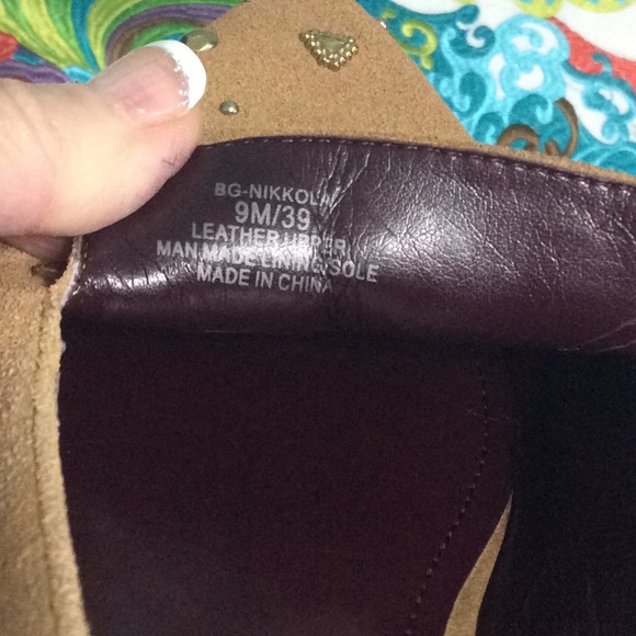 ⭐️BCBGeneration Flats⭐️ - Picture 6 of 9